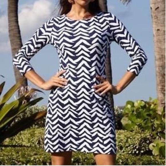 Lilly Pulitzer Dresses & Skirts - Lilly Pulitzer Charlene I got lucky dress EUC